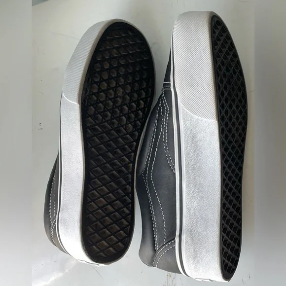 Karl Lagerfeld x Vans Shoes 4.5 Great Condition HOT item! KL Rare Hard to Find!! - Picture 6 of 8